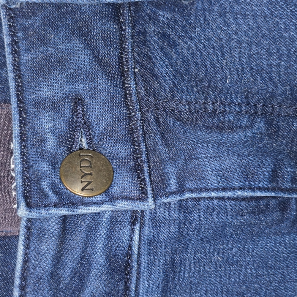 NYDJ Marilyn Straight Jeans Style# MDNAMS2678 Lift Tuck Studded Womens Size 8 - Picture 4 of 15